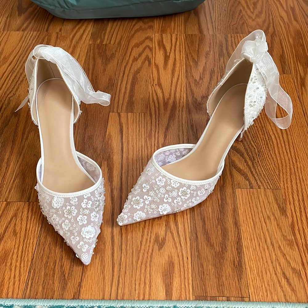 Adorable wedding new heels!